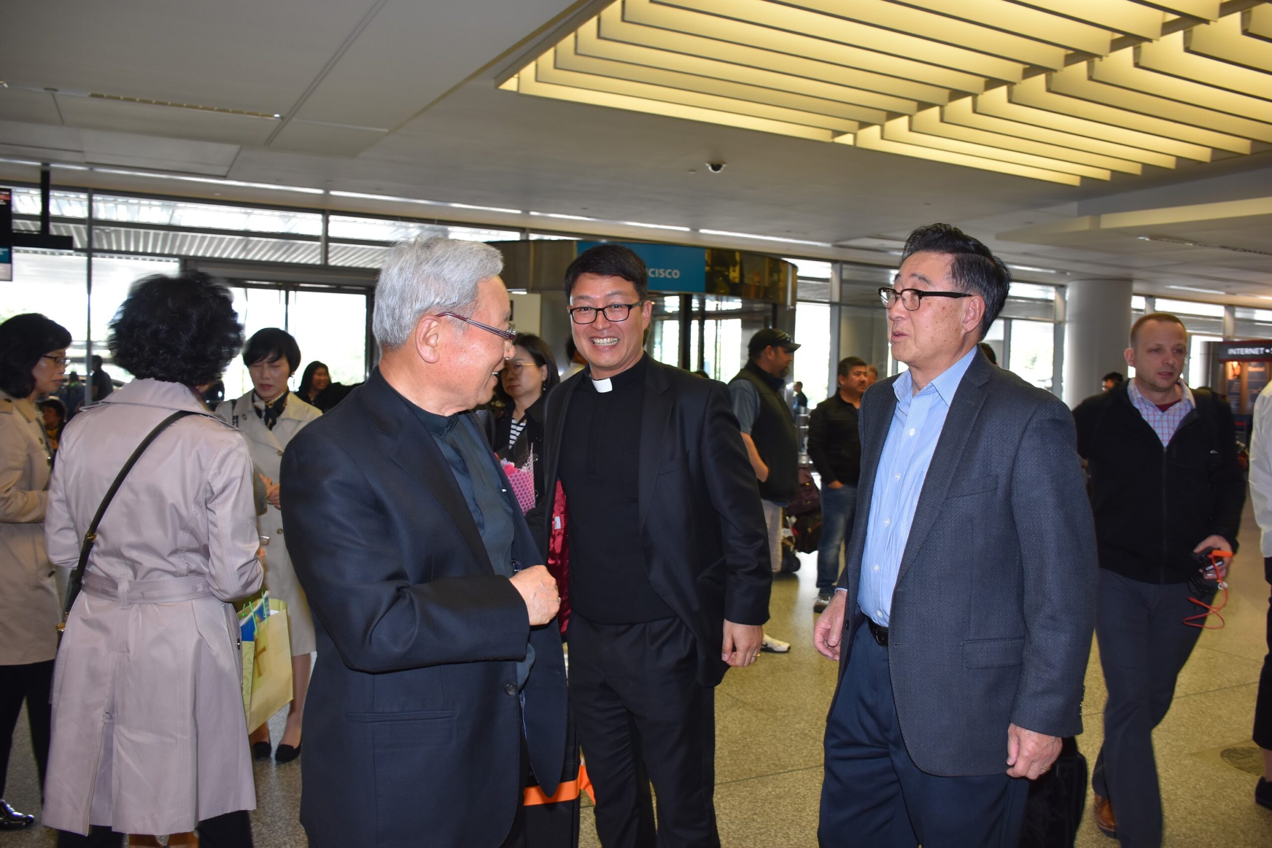 춘천교회 김운회 루카 주교님의 방문을 환영합니다