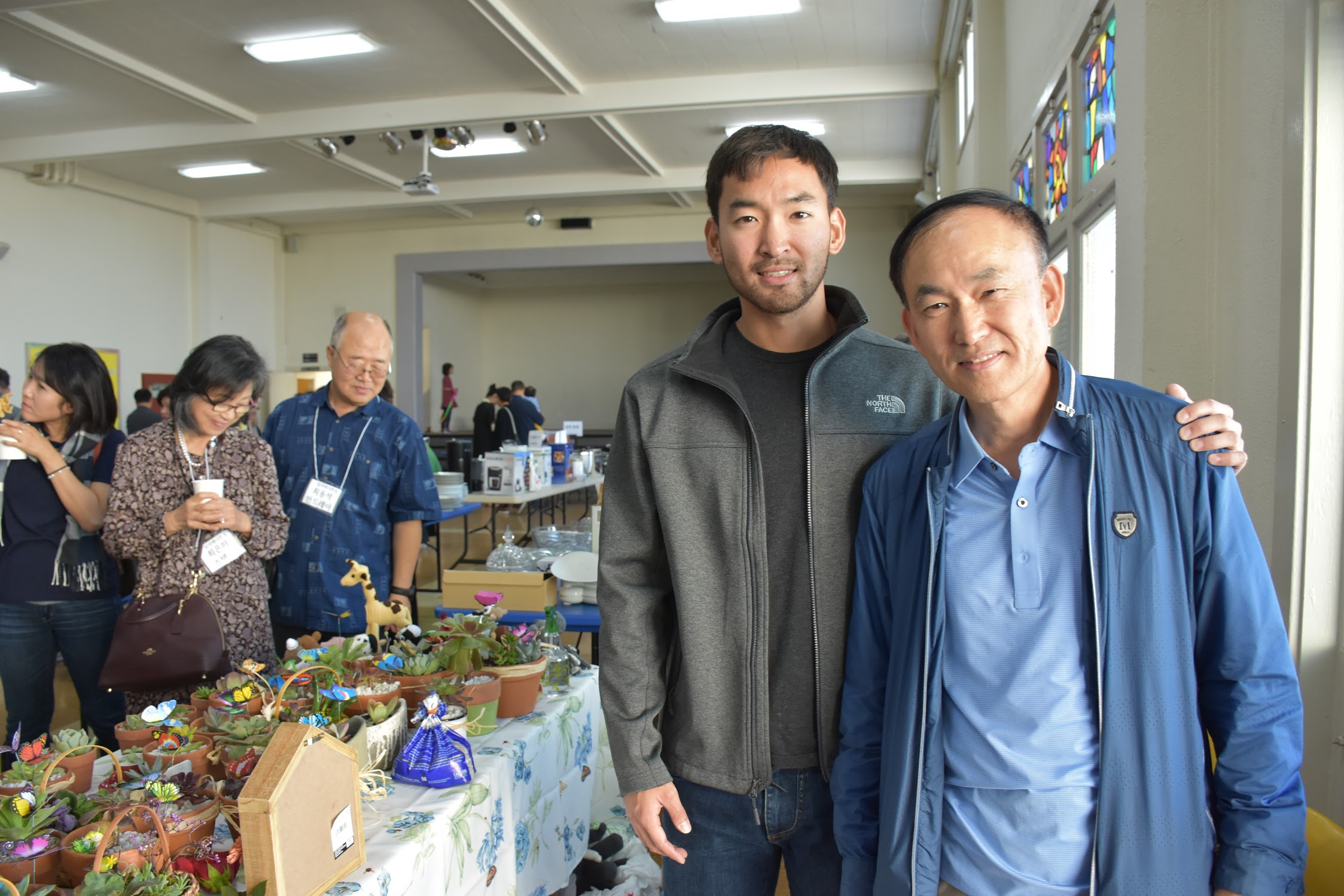 창립35주년 기념 미사및 바자회 - 아나바다(아껴쓰고, 나누어쓰고, 바꾸어쓰고, 다시쓰고)