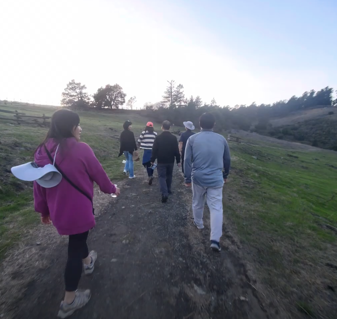 미국 캘리포니아 오클랜드 성당 젊음이 넘치는 음악팀 (햇빛속의 산책) / 요아킴 안나회 사제관 뒤마당 야유회 점심식사