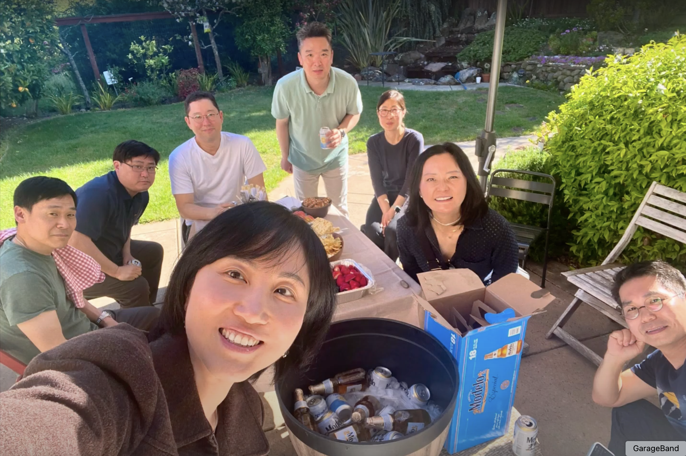 미국 캘리포니아 오클랜드 성당 젊음이 넘치는 음악팀 (햇빛속의 산책) / 요아킴 안나회 사제관 뒤마당 야유회 점심식사